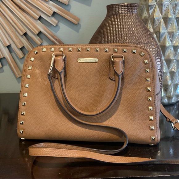 Michael Kors Saffiano Handbag - Picture 2 of 4